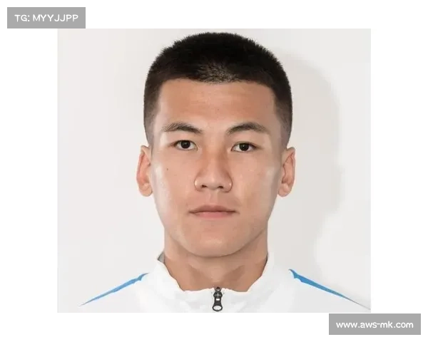 天津津门虎门将闫炳良手抛球失误频发，零封背后防线隐患不容忽视